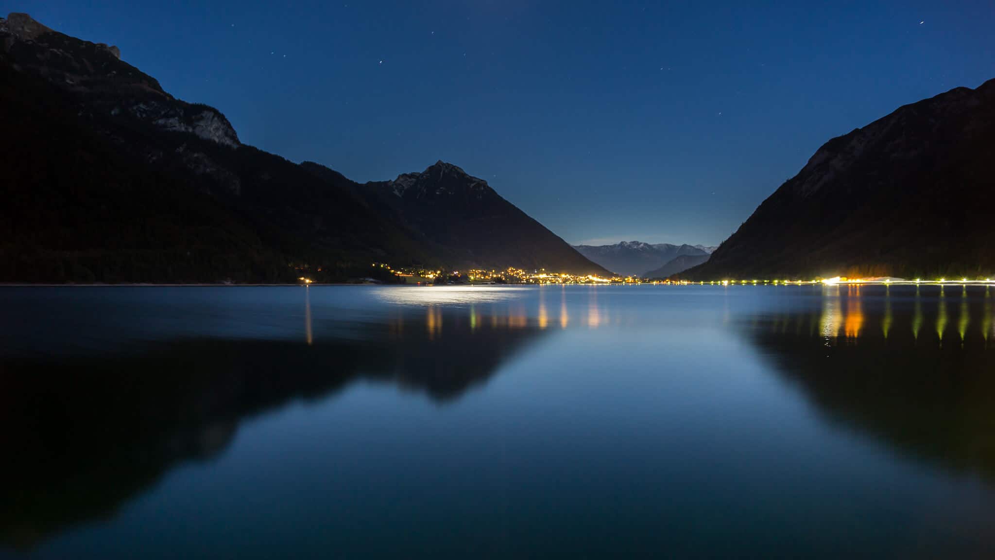 Achensee in Österreich bei Nacht